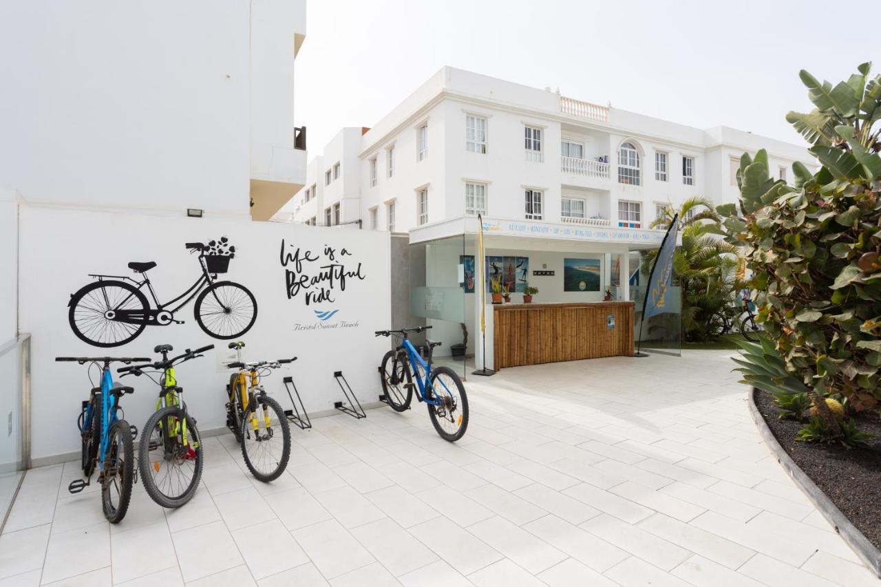 Home2Book Hola Rolls Corralejo Center Extérieur photo
